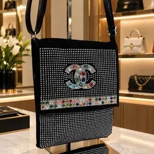 کیف نگین کاری