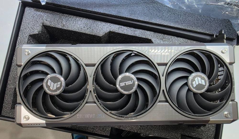 کارت گرافیک ایسوس ASUS TUF Gaming RTX 5070 Ti OC 16G16GB