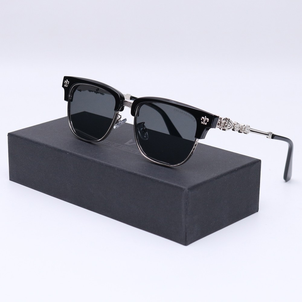 عینک از برند CHROME HEARTS کد 4099