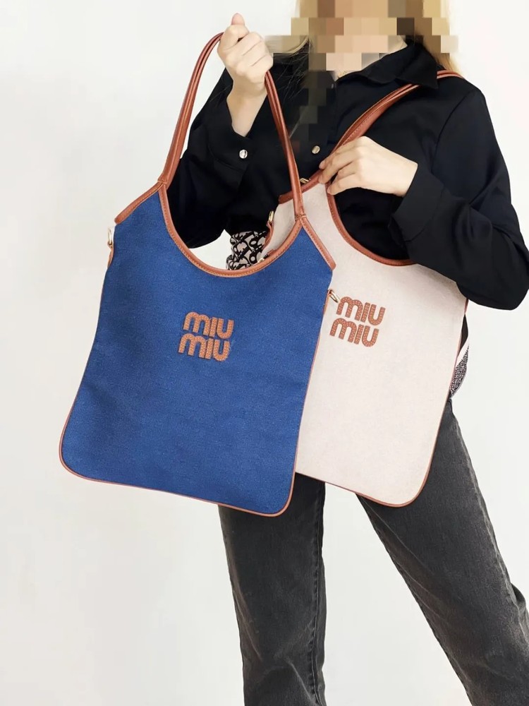 کیف miu miu کد 1306