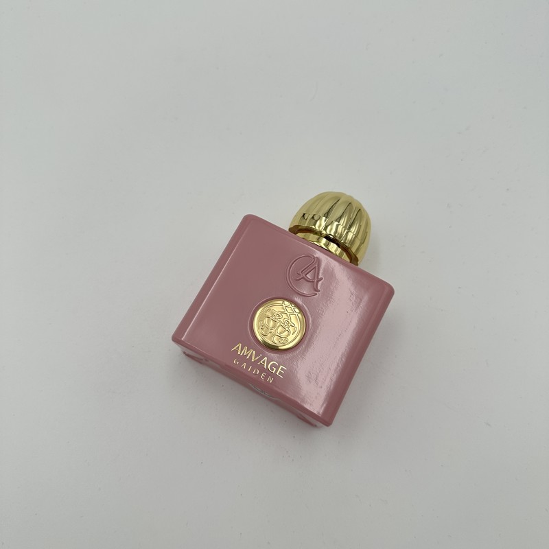 ادکلن زنانه آکوا لاکچری مدل AMOUAGE GAYDNES
