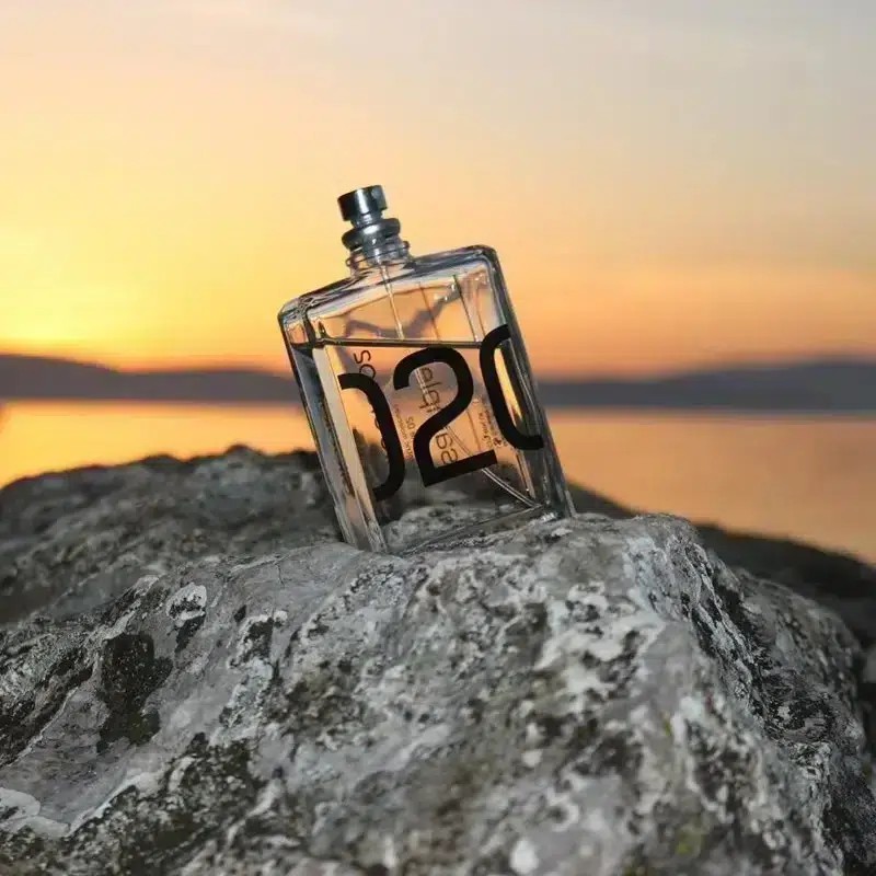 عطر مولکول 02 اسنتریک | Escentric Molecules Molecule 02