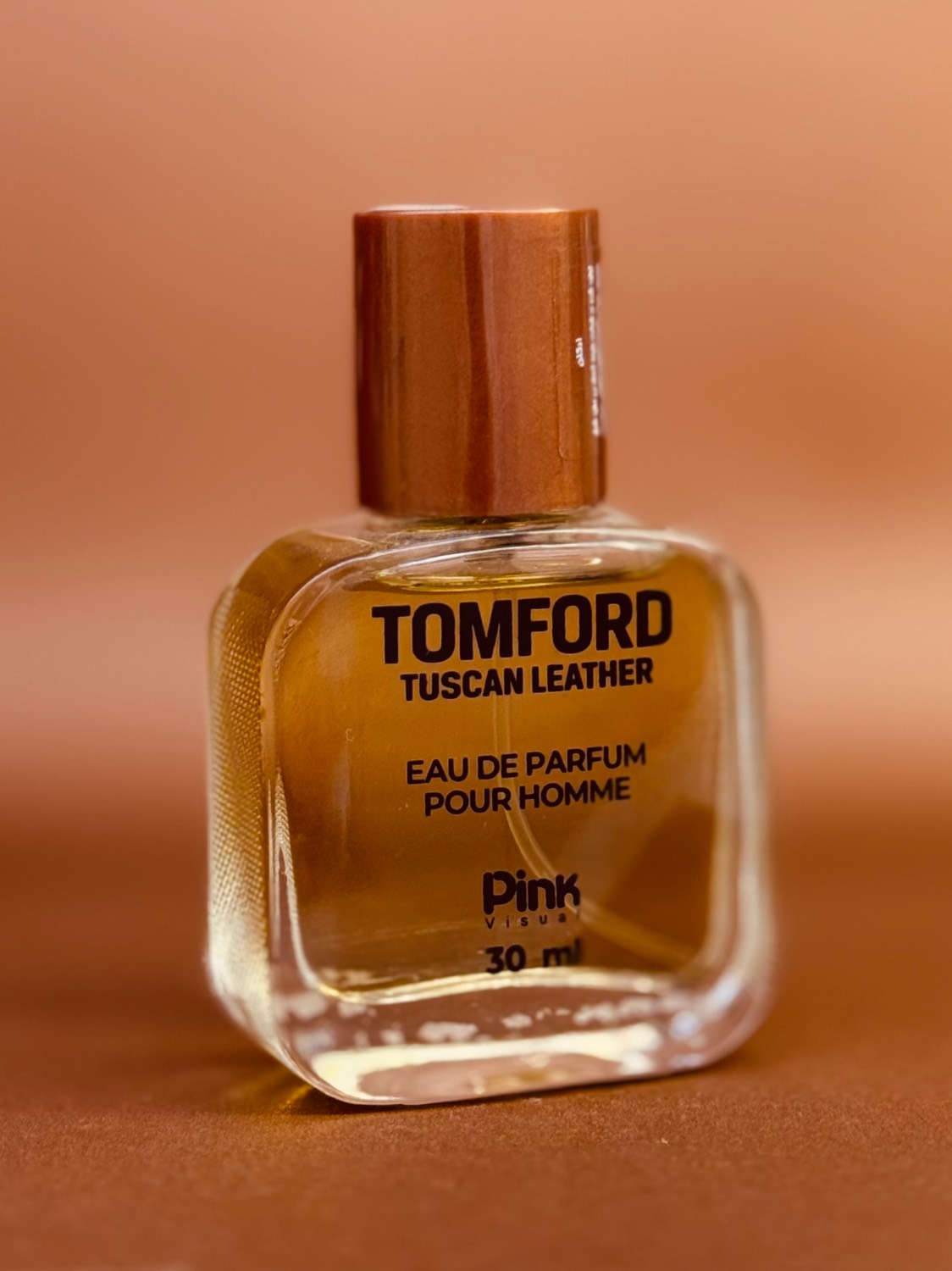 ادکلن پینک 30 میل TOMFORD TUSCAN LEDEAR