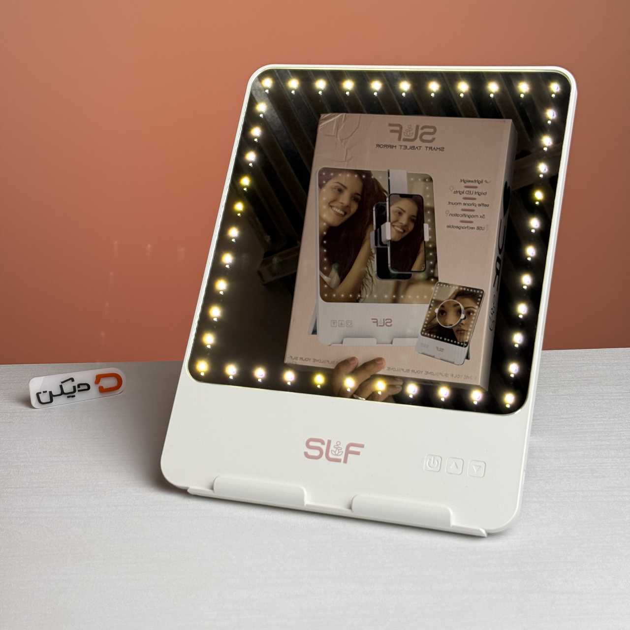 آینه حرفه ای برای میکاپ برند SLF | دارای LED