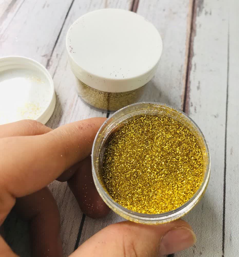 اکلیل طلایی پررنگ (رویال) 20 گرمی