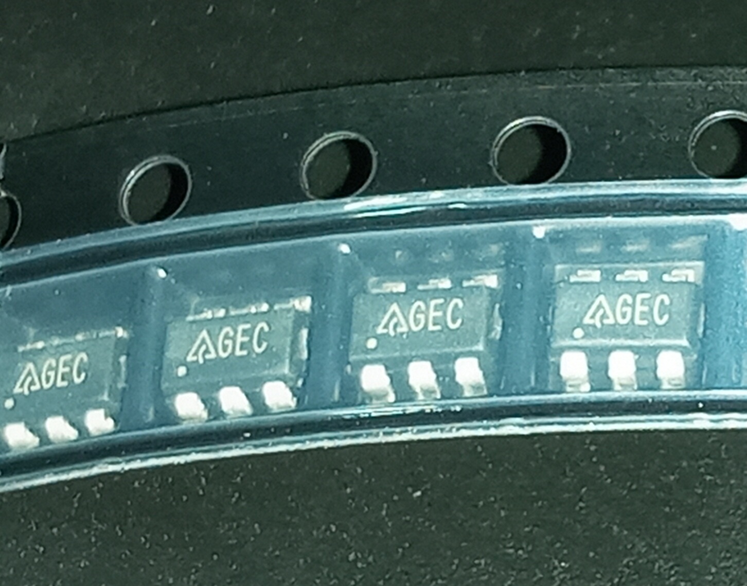 AP3031KTR-G1-SOT-23-6