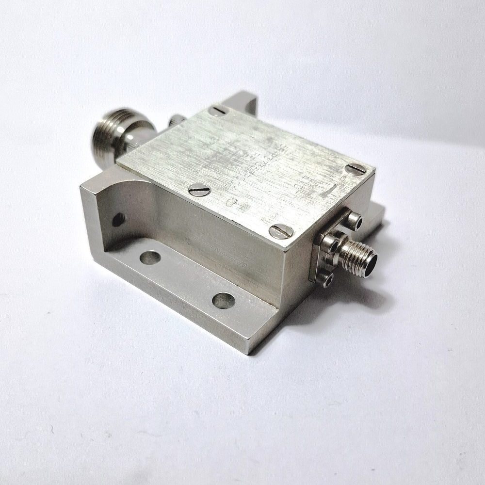 58-P37353P002 (Attenuator 9dB 20W DC-2.5GHz) – USED