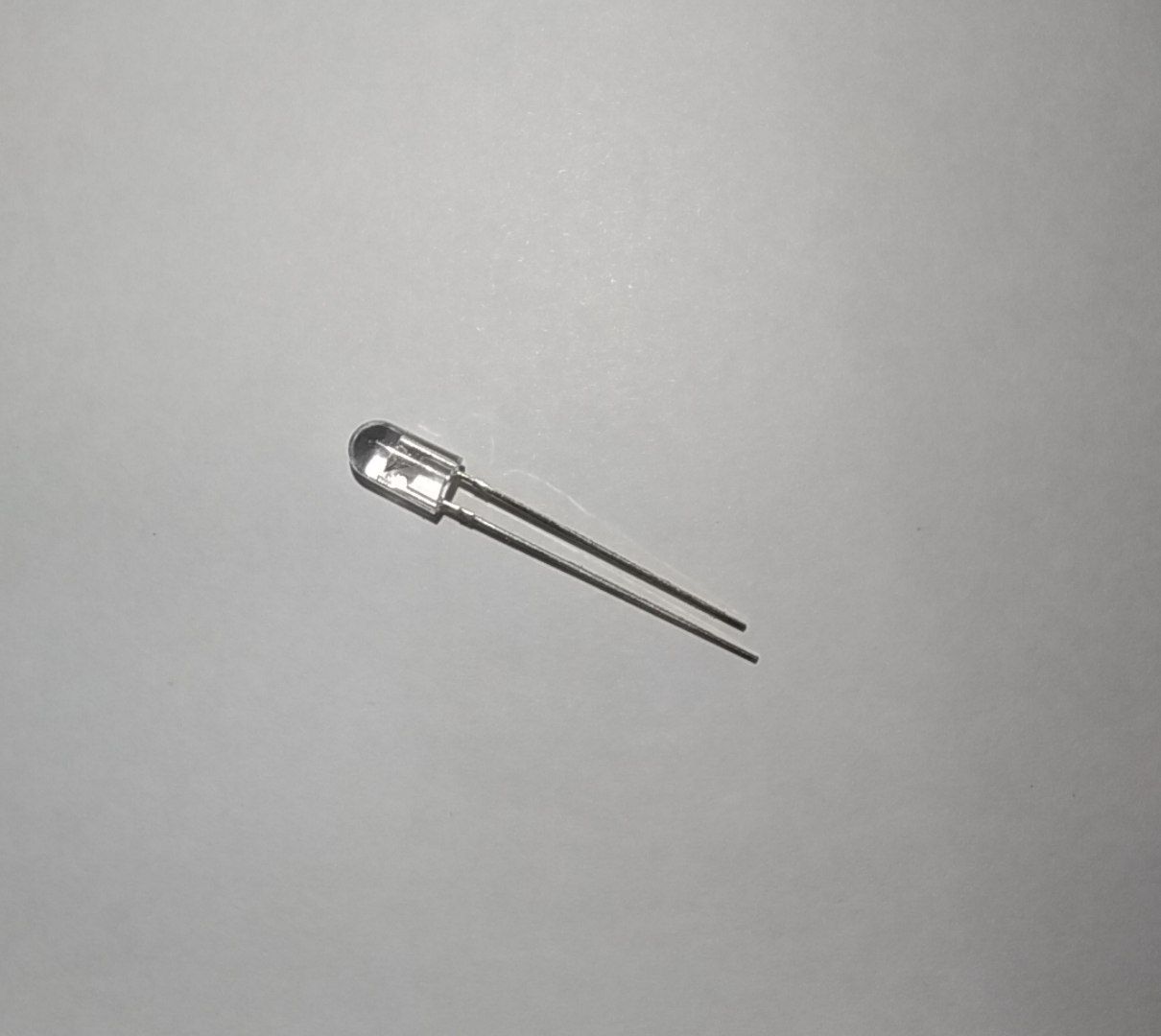 LED اوال سبز شفاف