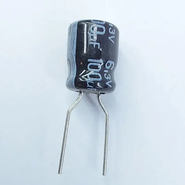 Aluminum Electrolytic Capacitors 100UF 6.3V 6*7mm