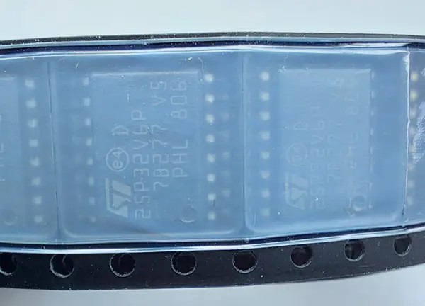 IC Serial Flash Memory M25P32-VMF6TP (ORIGINAL)
