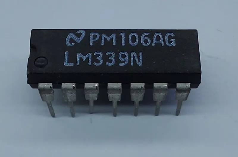 Amplifier IC LM339N