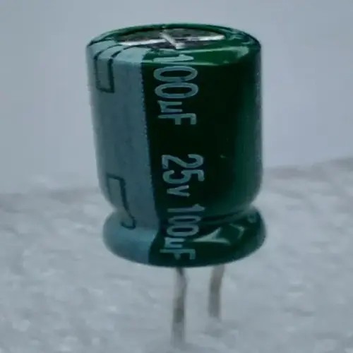 Aluminum Electrolytic Capacitors 100UF 25V 6.5*12mm