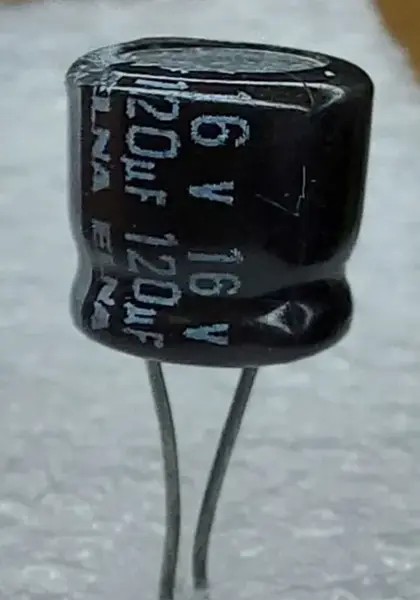 Aluminum Electrolytic Capacitors 120UF 16V 7.5*8mm