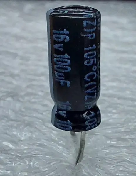 Aluminum Electrolytic Capacitors 100UF 16V 5*12mm