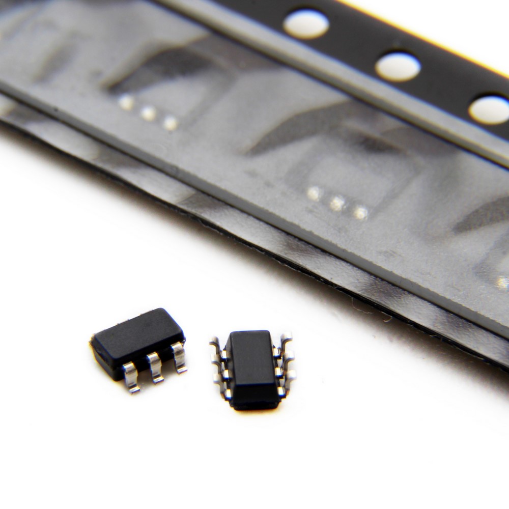 AP2402A31KTR-E1
