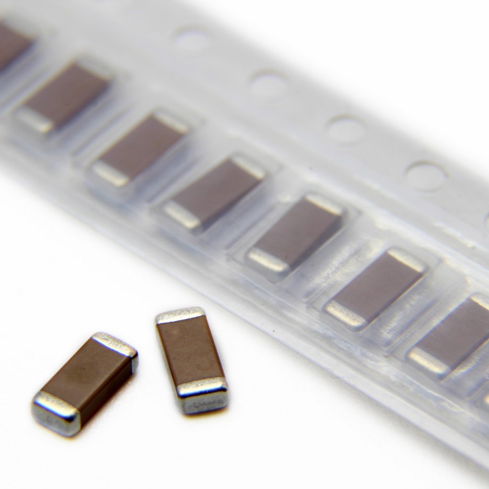 CAPACITOR 470PF 1808 X7R 3KV 10% SMD