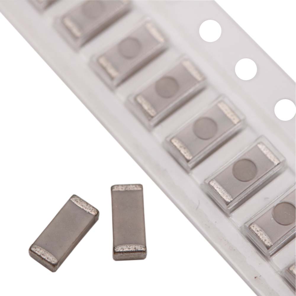 CAPACITOR 33PF 1808 NPO(COG) 1KV 10% SMD