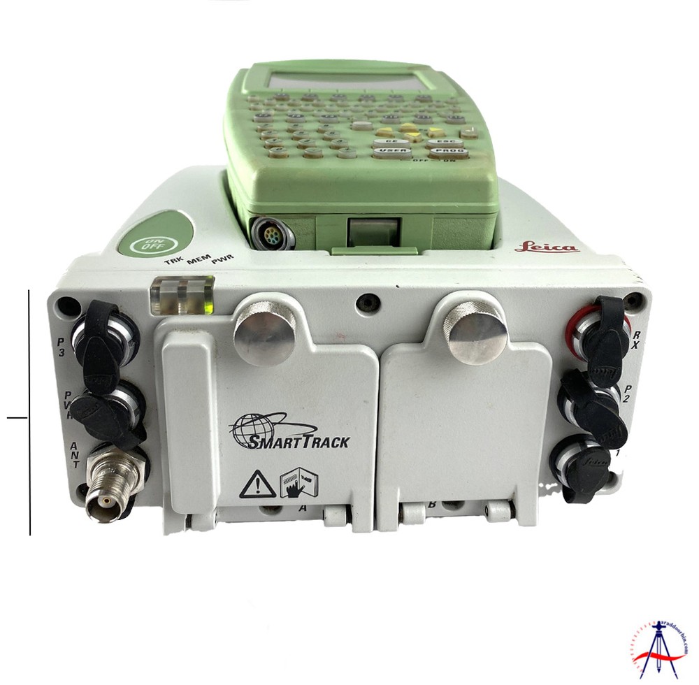 محفظه باتری به همراه برد قرارگیری CF کارت در گیرنده لایکا GX1230