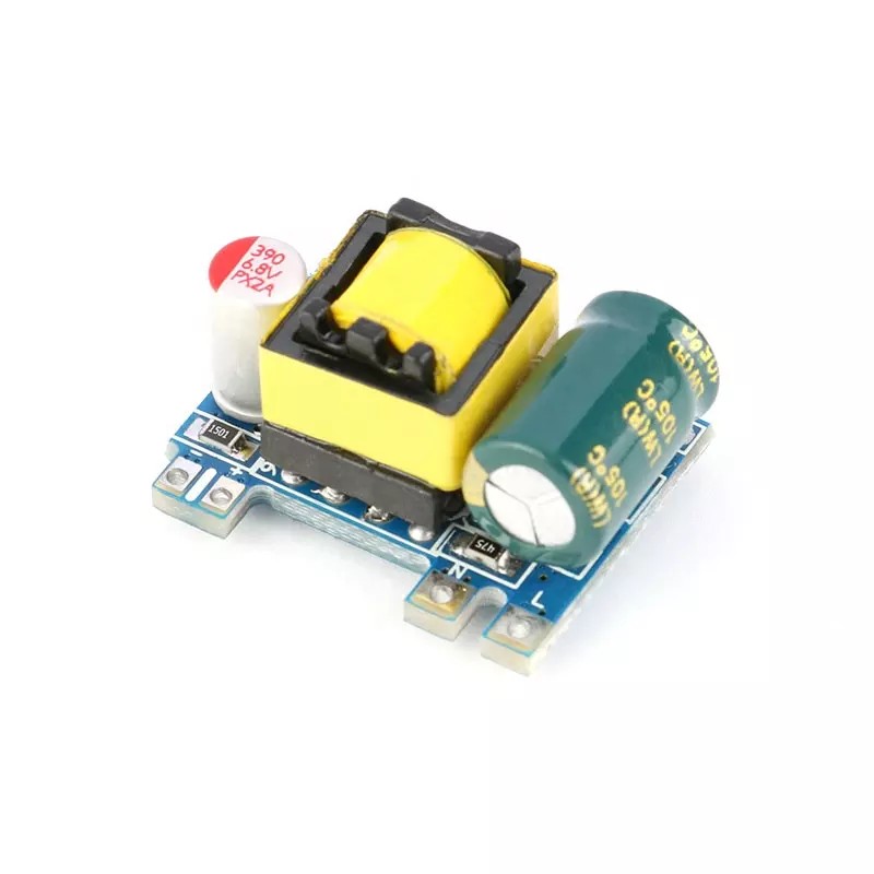 ماژول تغذیه 220 ولت به 5 ولت 700 میلی آمپر 3.5 وات SWITCH MODULE