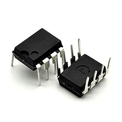 آی سی حافظه EEPROM پارت نامبر AT24C64 پکیج DIP