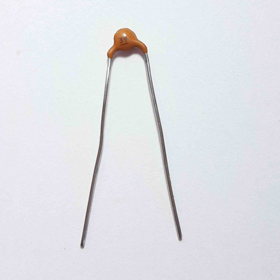 خازن سرامیکی 39pF 50V (بسته 10 عددی)