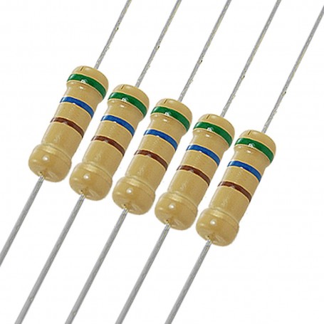 مقاومت 8.2K اهم 0.5w