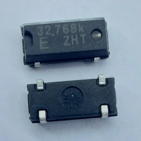 کریستال ۳۲٫۷۶۸ کیلوهرتز (ORIGINAL) Crystals 32.768KHZ SOJ 8*3.8 SMD