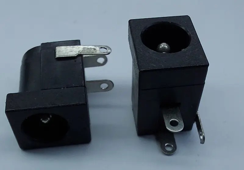 جک آداپتور روبردی DC Female Plug (2.1*5.5mm)