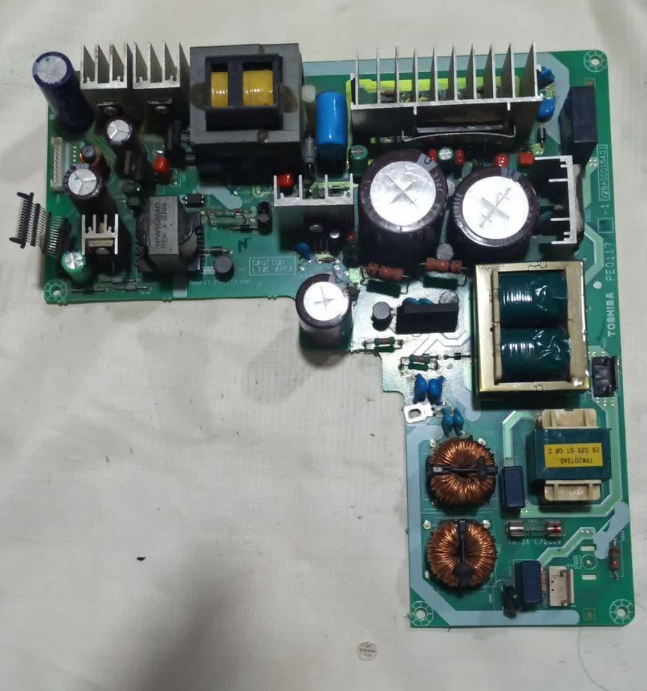 برد تغذیه /پاور ال سی دی توشیبا TOSHIBA 37WLT66s POWER