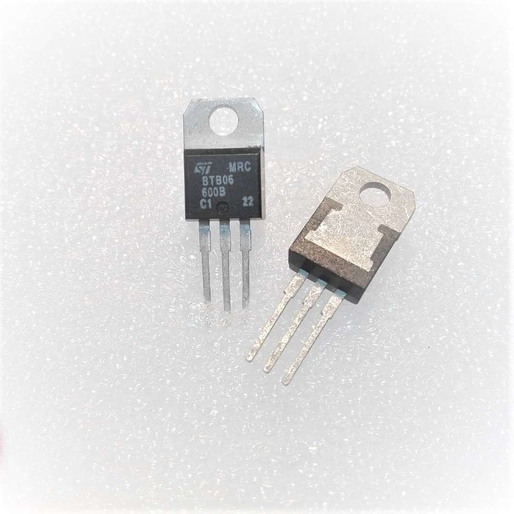 ترایاک BTB06-600B TRIAC 600V-6A TO220 ST