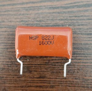 POLYESTER 1600V 8.2nF - فاصله پایه 20 میلی متر