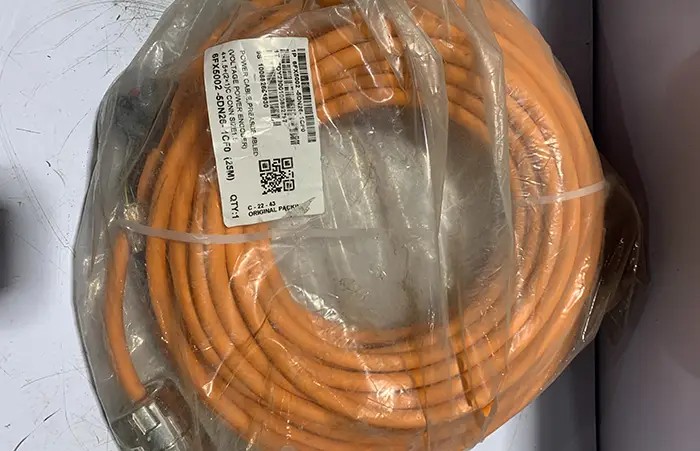 6FX5002-5DN26-1CF0 - power cable