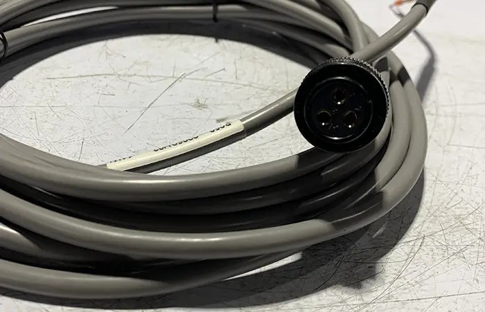 B050-02050H03-11 - power cable