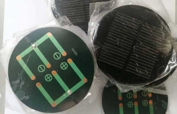 صفحه خورشیدی گرد 2.5v,200mA با قطر 80mm