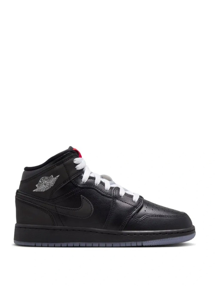 1 Mid SE Black Metallic Reimagined