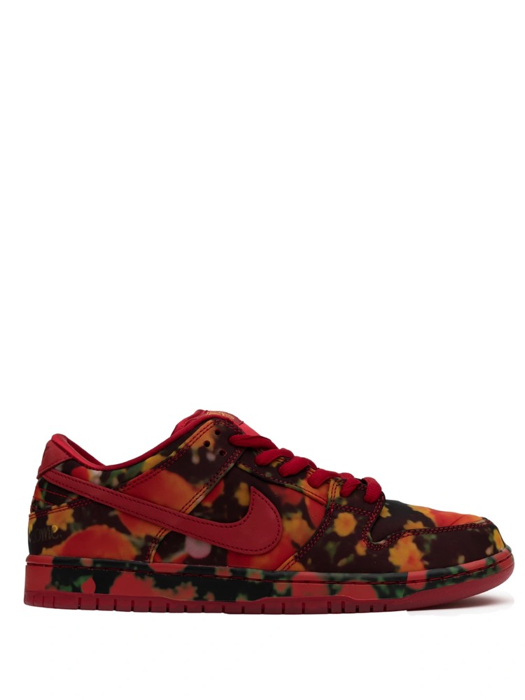 SB Dunk Low The Wizard of Oz Poppy Field