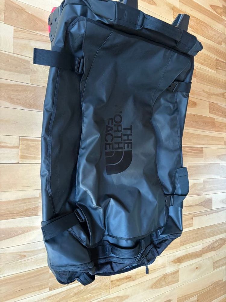 the North face. キャリーバッグ