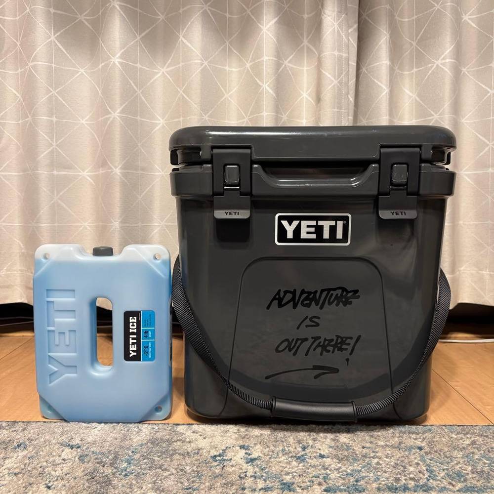 YETI - Roadie 24 イエティ ローディ 24 濃灰色+保冷剤