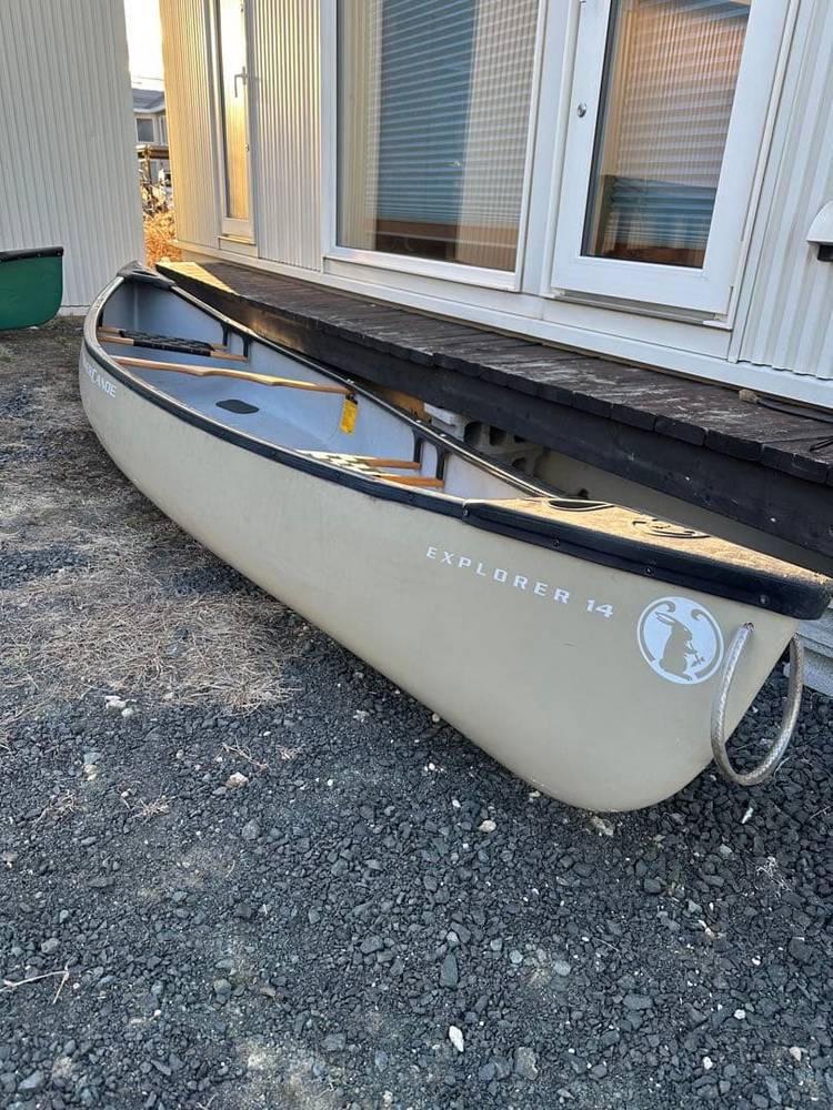 Mad River Canoe explorer14