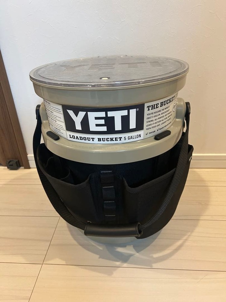 YETI - LOADOUT BUCKET 5 GALLON 3点書き割り