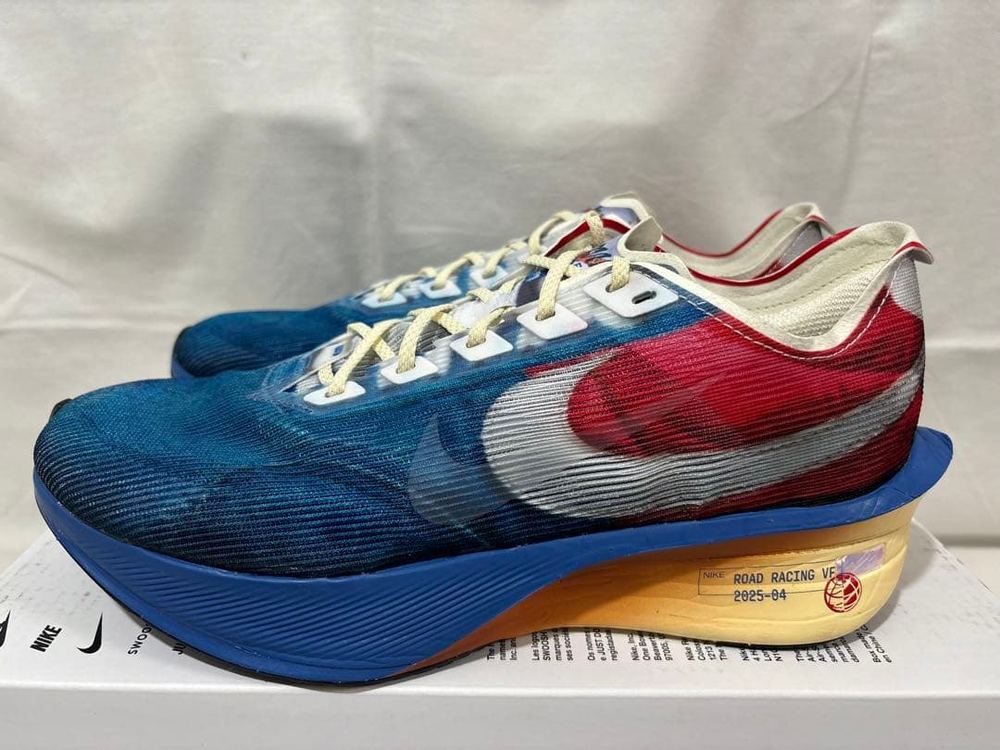 NIKE - nike zoomx vaporfly next% 4 prm 26.5
