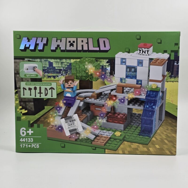 لگو ماینکرفت مدل My World 44133 چراغ‌دار