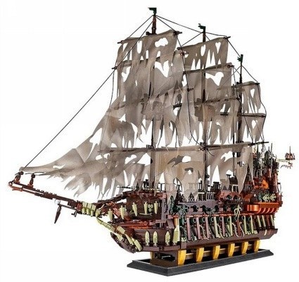 لگو ساختنی کشتی the flying dutchman tycole کد T2141 تعداد قطعات 2159