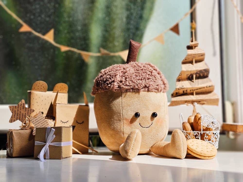 عروسک قارچ و بلوط