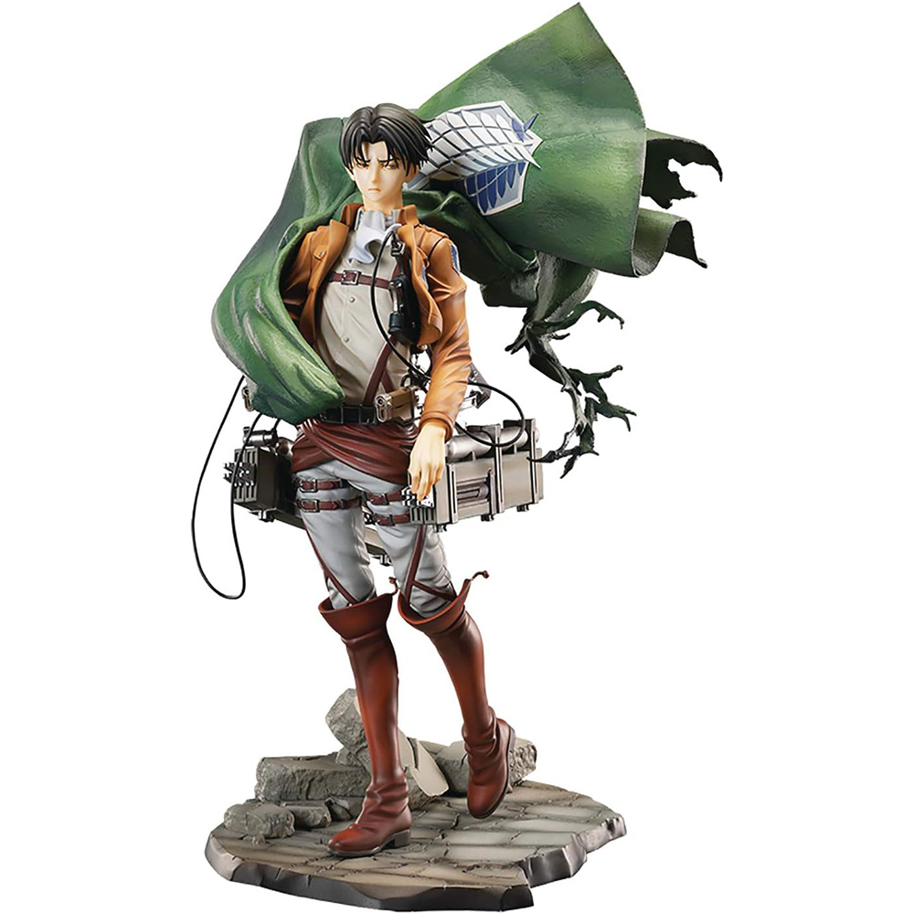 فیگور لیوای Attack on Titan مدل شنل دار 26cm