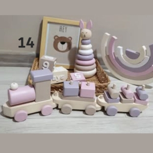 قطار چوبی باربری رنگی ساده