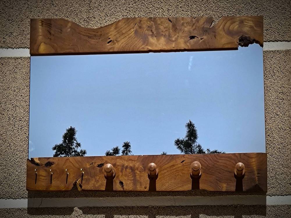 آینه دیواری چوبی