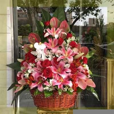 چیدمان هنری گل گیلدا برای دکور میز یا لابی