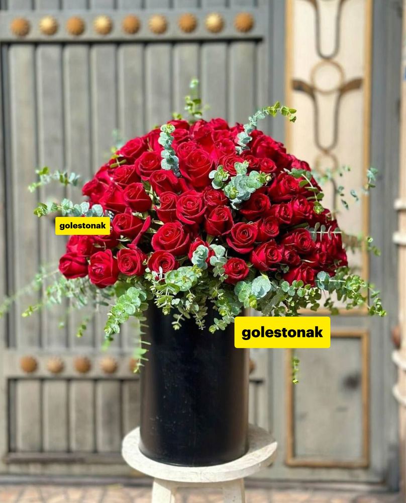 باکس گل قرمز