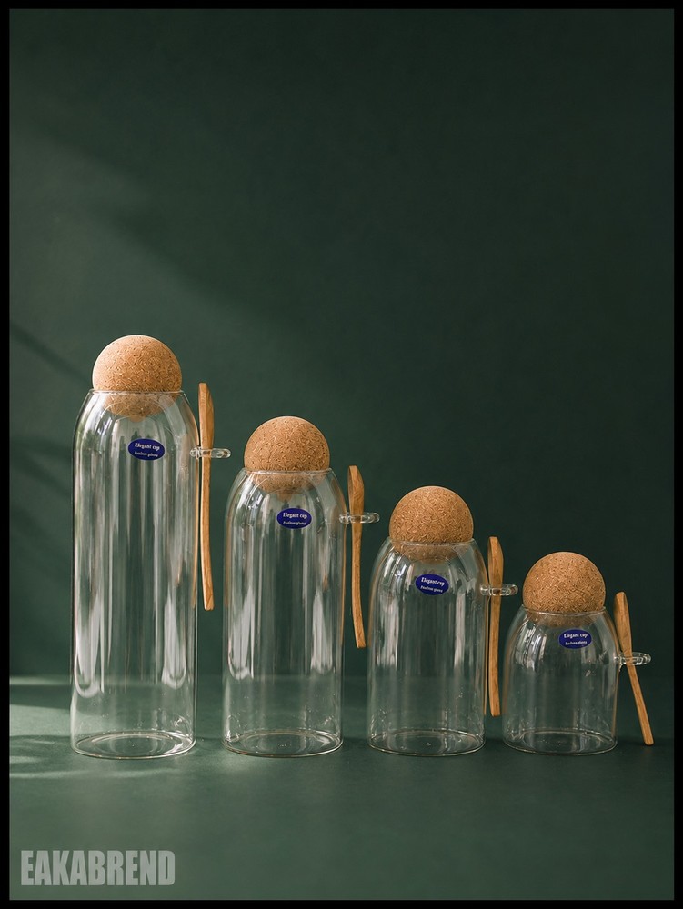Pyrex Canister with Ball Lid and Spoon – Code 7031